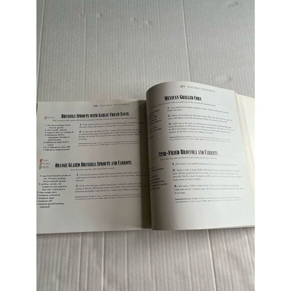 3/$15 Healthy Family cookbook by Better Homes & Gardens - Picture 9 of 9